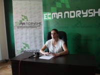 Elmedina baxhaku ,ec ma ndryshe