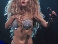 LadyGaga-tanga2