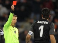 Buffon-karton te kuq