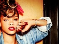 rihanna_tour2013