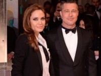 Angelina-Jolie-e-Brad-Pitt-320×240