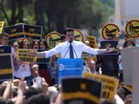 Basha ne proteste