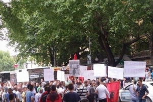 Protesta ne shkup14-07