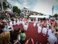 Prizren-Performansa e valltareve te vegjel