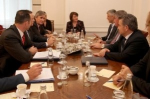 Jahjaga-Thaci14-09