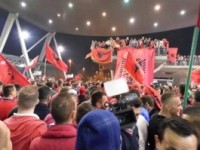 Kombetarja mberrin ne atdhe