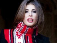 Angela Martini-veshjet shqiptare