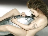Helena Carter nudo
