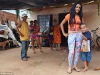 Ana dos Santos Cruz1