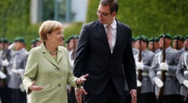 Merkel sot në Beograd