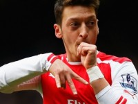 Ozil-arsenal600