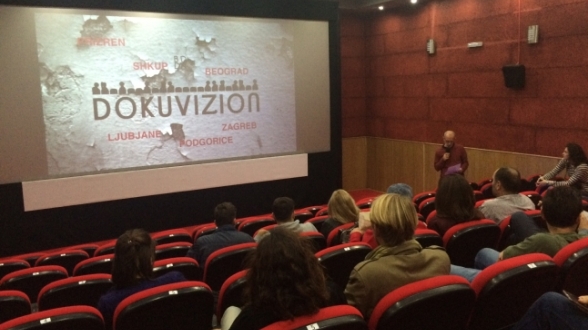 Prizren: “Mos më lër” për dy miq, në vend të historisë për fundin e Belgjikës