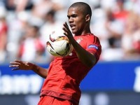 Douglas Costa