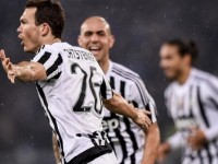 Lichtsteiner-Juve
