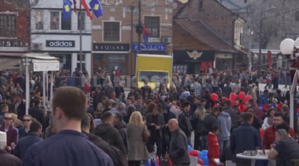 Kremtimi i 8 vjetorit të Pavarësisë në Prizren (Video)