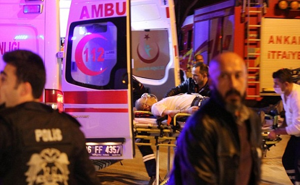 28 të vrarë nga sulmi terrorist në Turqi (Video)