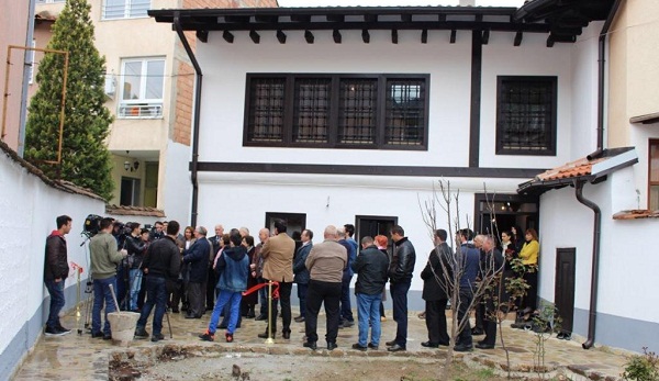 Përurohet shtëpia e restauruar e atdhetarit Ymer Prizreni