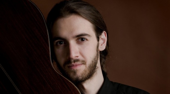 Petrit Çeku me koncert recital në Prizren