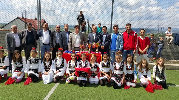 Dita e Dëshmorëve në Guncat të Malishevës shënohet me turne futbolli
