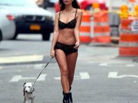 Emily Ratajkowski