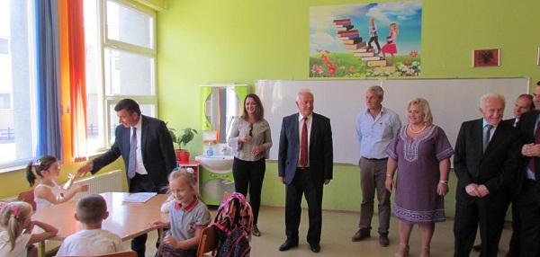 Arsim Bajrami në Prizren: Këtë vit shkollor, do të realizohet misioni kombëtar i ngritjes së cilësisë në  arsim