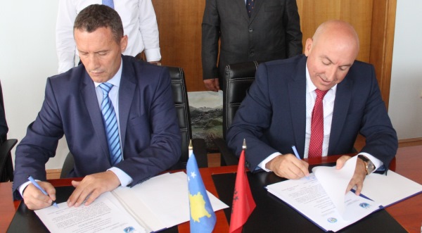 Komuna e Rahovecit binjakëzohet me Bashkinë e Përmetit