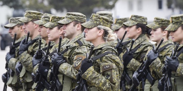 “The Guardian”: Britanikët të shqetësuar për ndëshkimet e SHBA-së dhe BE-së ndaj Kosovës