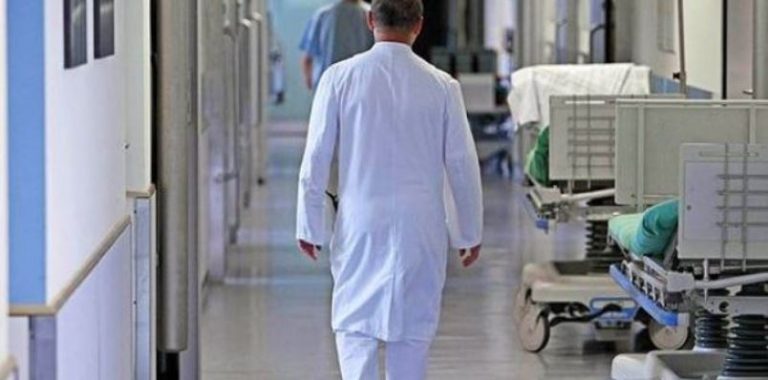 Ky është mjeku që u sulmua fizikisht në Prizren