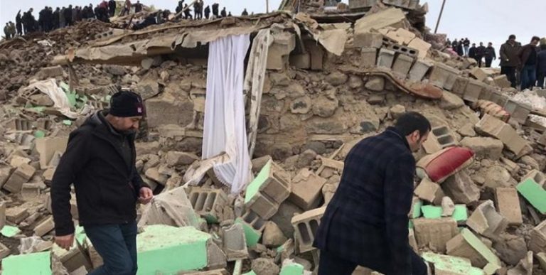 Mbi 2 mijë të vdekur nga tërmeti në Marok