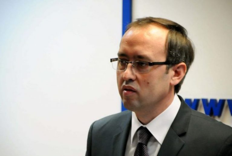 Hoti: Për kosovarët është tepër me rëndësi që kufiri i BE-së të jetë së shpejti në Vërmicë