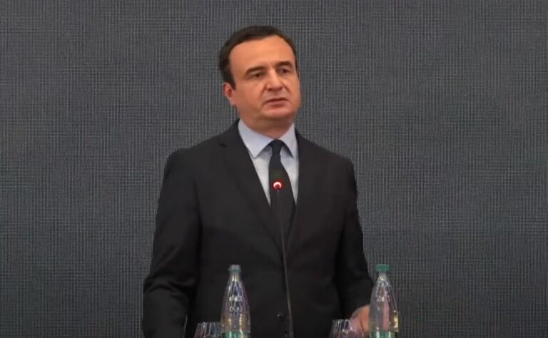 Kurti: Duhet të përgatitemi që pas dy vjetësh të kemi më shumë kryetare gra nëpër komuna