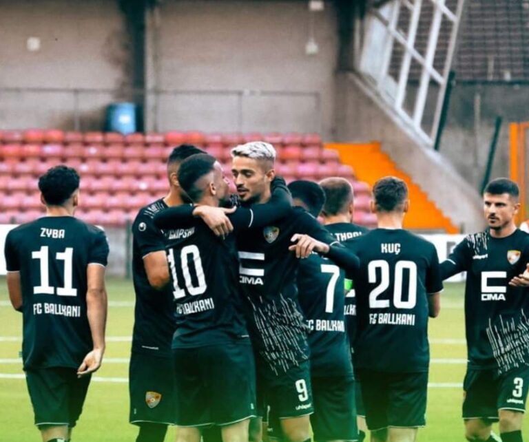 Ballkani shkatërron Larnen dhe kalon në rrethin tjetër të Ligës së Konferencës