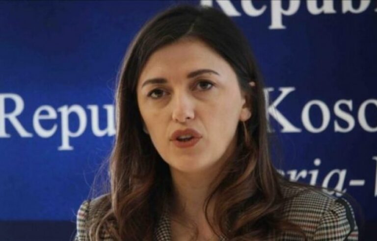 Ministrja Haxhiu sot jep dëshmi për rastin Dehari