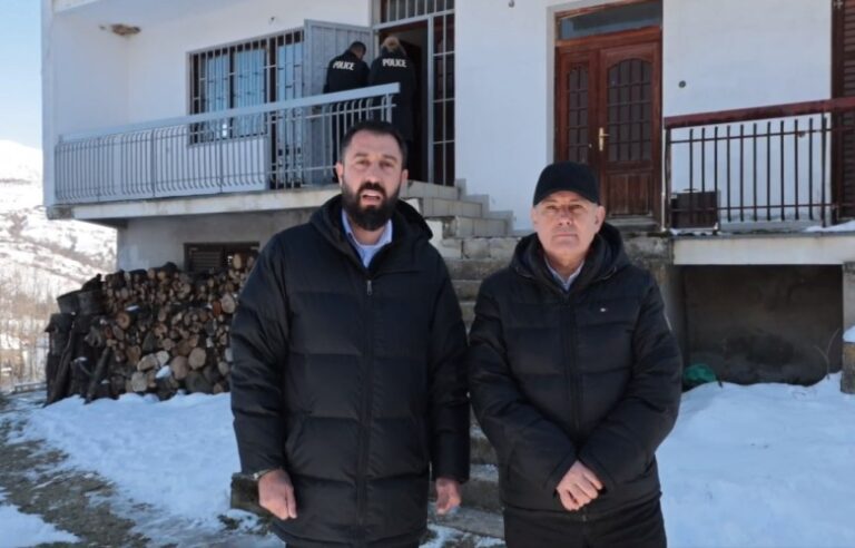 Sveçla e Krasniqi në Dragash: Mbyllëm katër komuna paralele