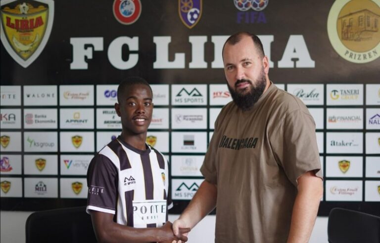 Tjueza lë Lirinë dhe transferohet në Afrikën e Jugut