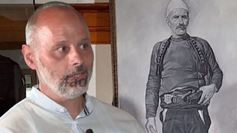Pas 26 vjetësh zbuluan se nuk kishte vdekur, stërnipi i Isa Boletinit tregon si i shpëtoi ekzekutimit nipi 19 vjeçar