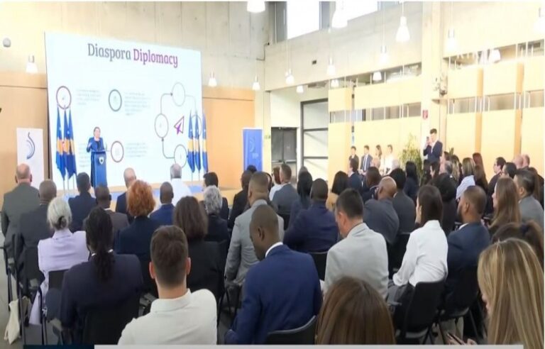 Hapet në Prizren edicioni parë i Shkollës për Diplomaci të Diasporës