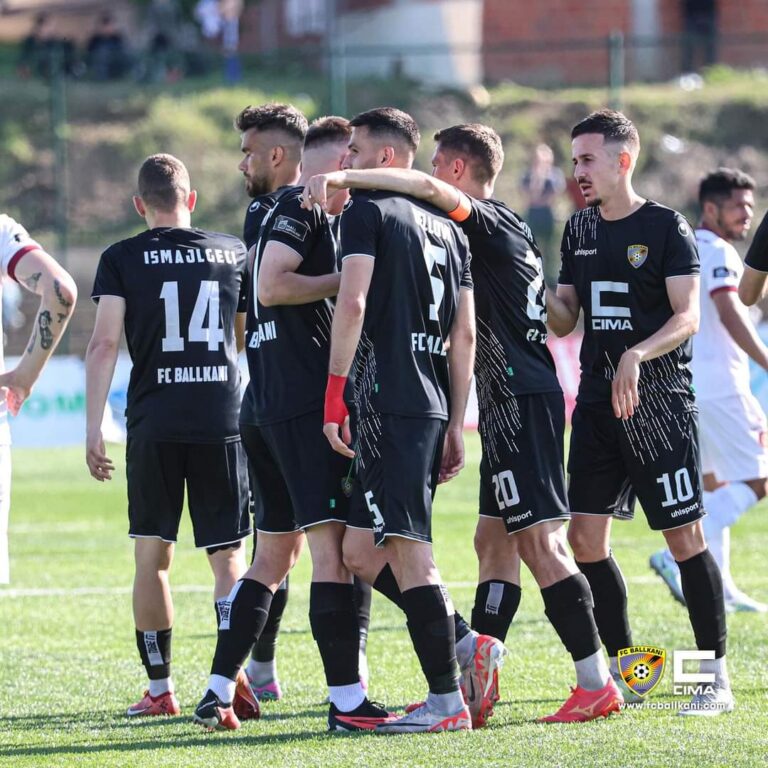 Ballkani fiton dhe ruan kreun e tabelës