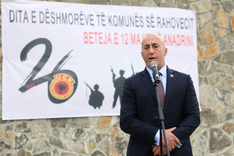 Haradinaj: Rahoveci e dëshmoi kontributin ndaj Atdheut përmes shumë luftëtarëve të zotë
