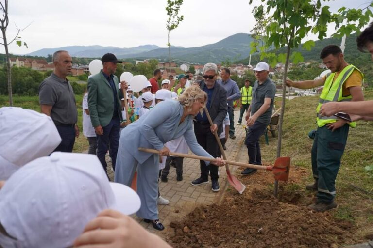 Komuna e Prizrenit shënon Ditën Ndërkombëtare të Mjedisit