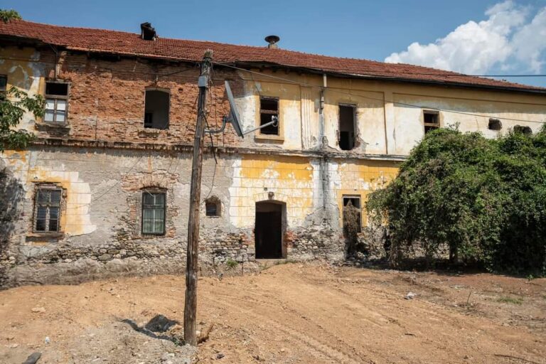 Nis restaurimi i ‘Kazermës së vjetër’ në Prizren