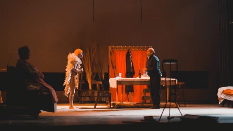 Edicioni i tretë i “Prizren Fest” hapet me dramën “Vizita” nga Shqipëria