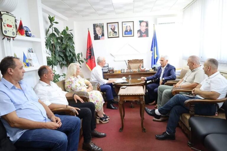 Dragashi dhe Bursa diskutojnë thellimin e bashkëpunimit kulturor