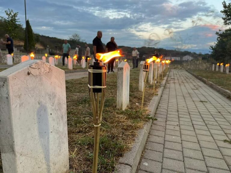 Ndizen 64 flakadanë në Krushë të Madhe