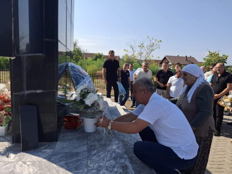Përkujtohen dëshmorët e lirisë në Reshtan