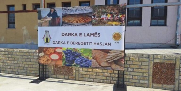Kremtohet `Darka e Lamës` në Gjonaj të Hasit