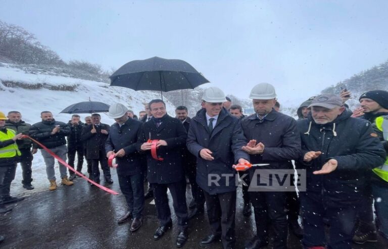 Përurohet rruga Dragash- Brod, Kurti: Aks i rëndësishme për ekonominë