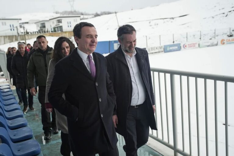 Çeku: Stadiumi “Liman Gegaj” në Malishevë, investim për infrastrukturën sportive të Kosovës