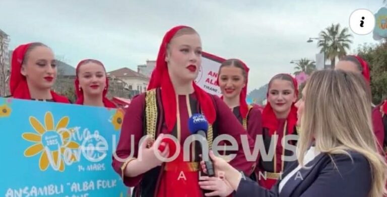 Elbasan, traditat e folkut kombëtar shpalosen nga 20 ansamble të rajonit