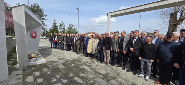 Përkujtohet Reshat Muça, hero i kombit